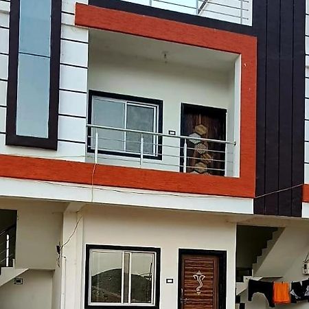 Garudeshwar Unity Homestay מראה חיצוני תמונה
